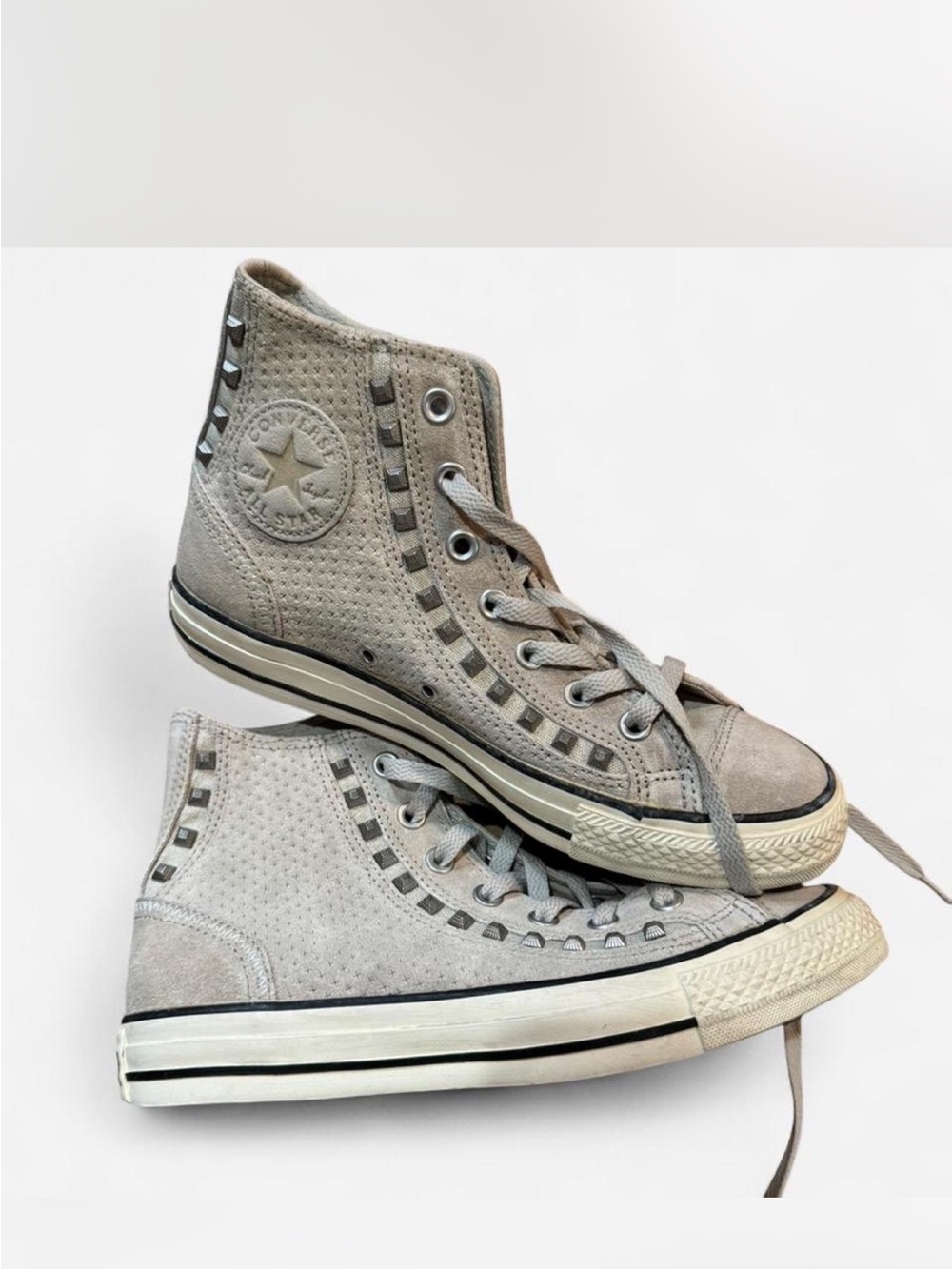 Men’s 6 Converse High Top Sneakers in Light Gray Suede with Stud Detail